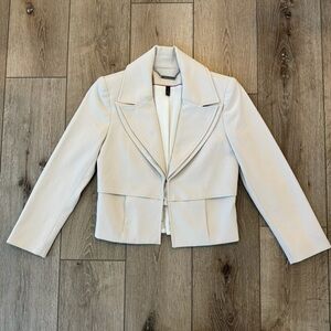 NWOT White House Black Market Cream Blazer Jacket Waist Length 00